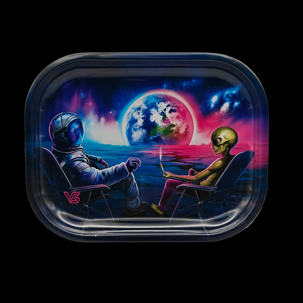 plateau-a-rouler-v-syndicate-blunt-orbit-astronaute-alien-design-cosmique-metal recto
