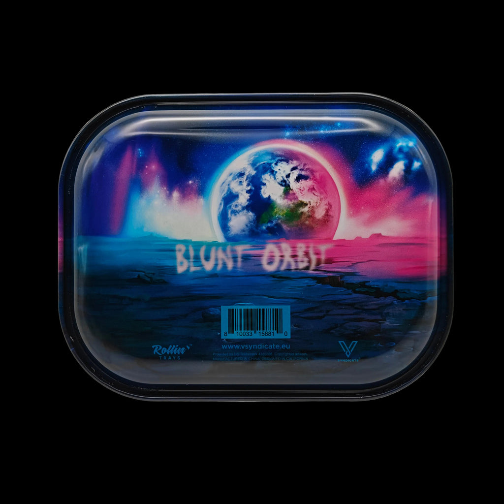 plateau-a-rouler-v-syndicate-blunt-orbit-astronaute-alien-design-cosmique-metal verso